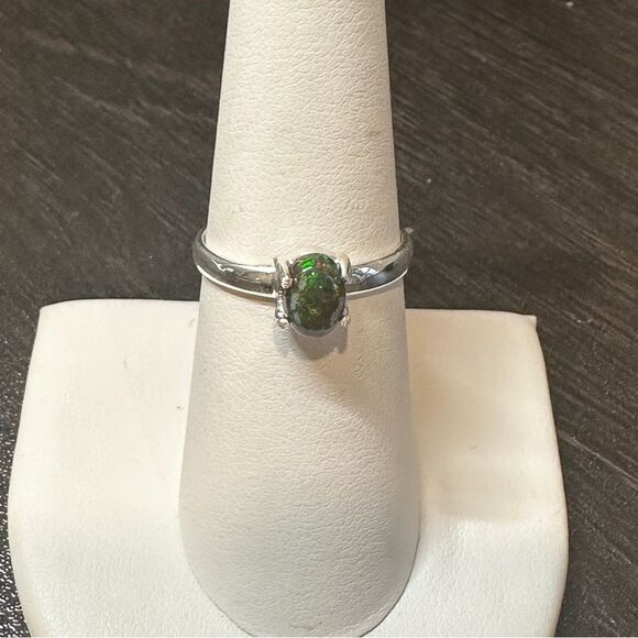 5x7mm cabochon opal solitaire in sterling silver! - Picture 3 of 10